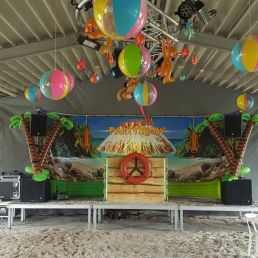 Drive-in show Riel  (NL) Beach Party Show (Two Discjockeys)