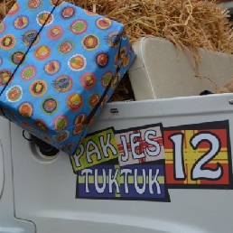 Tuk-tuk, Sinterklaas truck
