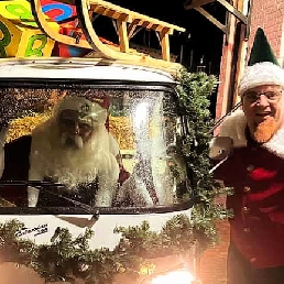 Santa's tuktuk kerst parade