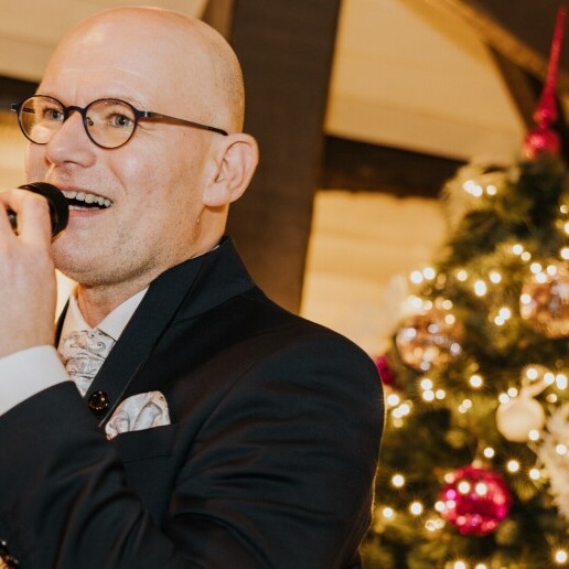 Singer (male) Someren  (NL) 