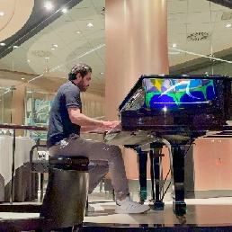 Onell Modern Pianist