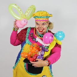 Clown Fleur, brighten up every children's party!
