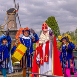 The real Sinterklaas on a house visit