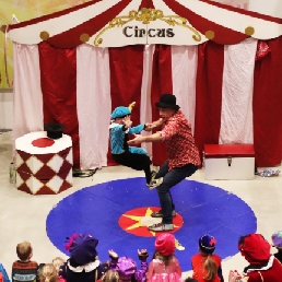 Kids show Renkum  (NL) Circus for St. Nicholas