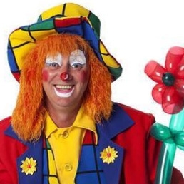 Clown Den Helder  (NL) Clown Dombo op anderhalve meter!