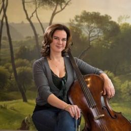 Scarlett Doctor Cellist
