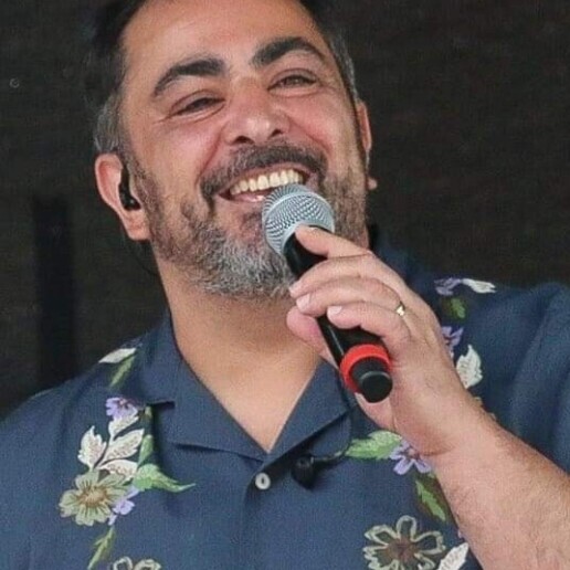 Singer (male) Ridderkerk  (NL) 