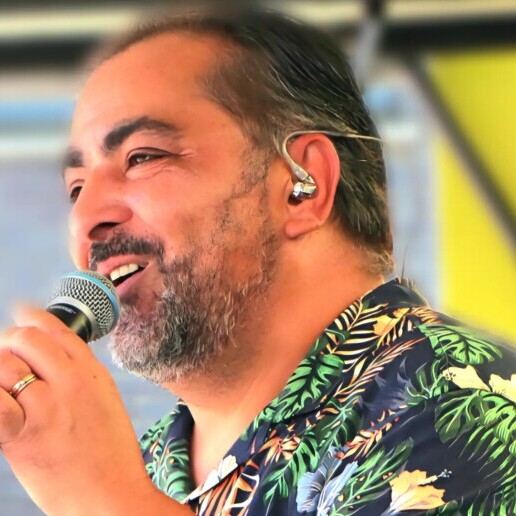 Singer (male) Ridderkerk  (NL) 