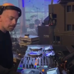 DJ Amsterdam  (NL) DJ David Z. - House DJ (3hrs) 25% OFF