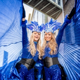 Actor Noordwijkerhout  (NL) Blue Birds stilt act