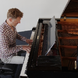 Pieter Hoogland Piano Solo