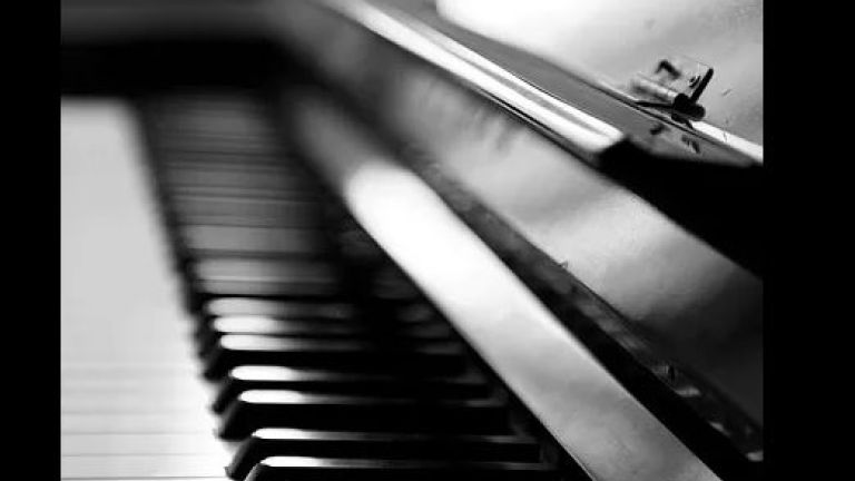 Pieter Hoogland Piano Solo