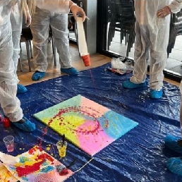 Artist Houten  (NL) Action Painting Painting Workshop - Bart