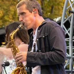 Saxofonist Oedelem  (BE) Sax & dj