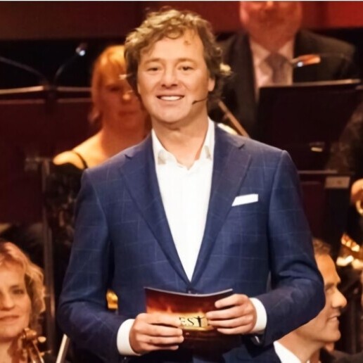 Presenter Amsterdam  (NL) 