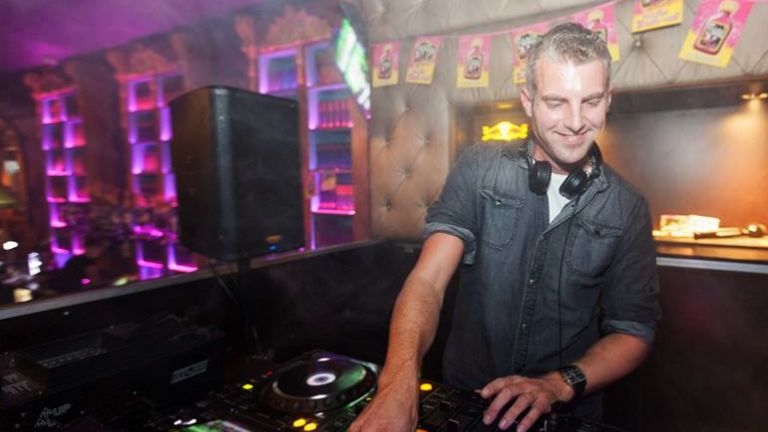Allround DJ Dennis