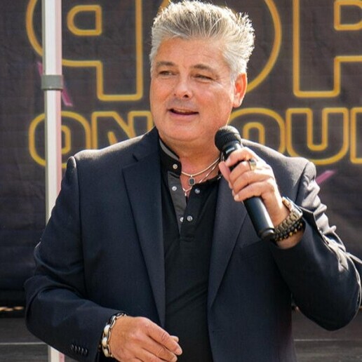 Singer (male) Voorschoten  (NL) 