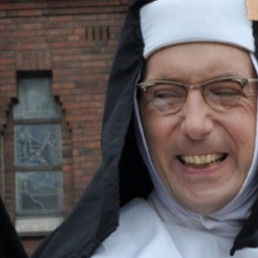 The nuns of peace and joy