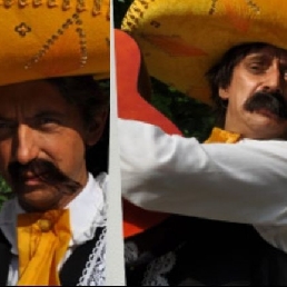 Animatie Heerhugowaard  (NL) Los Sombrero's Mexicaans en Zomer Humor