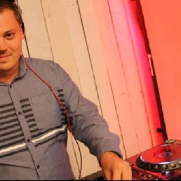 DJ Gouda  (NL) Just Bart (incl. DJ-set)
