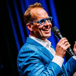 Speaker Hattem  (NL) Spoken word artist Willem Gunneman