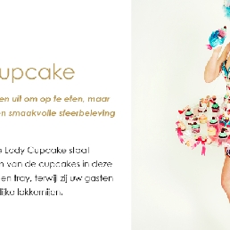 Lady Cupcake - handing out lady cupcakes