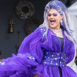 Book DragQueen BINGO SHOW with Obesia Grandé? Directly on ShowBird.com!