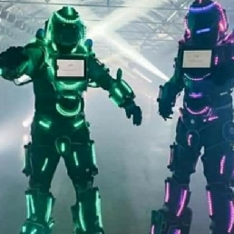 Cyber Led Robot Duo op stelten