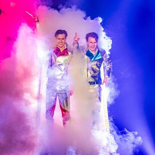 Goochelaar Aalsmeer  (NL) Illusieshow | The Magic Brothers