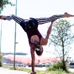 Hand balancing act - Handstand solo