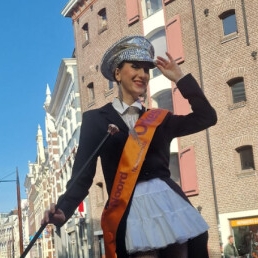 Parade steltlopers (dirigent outfit)