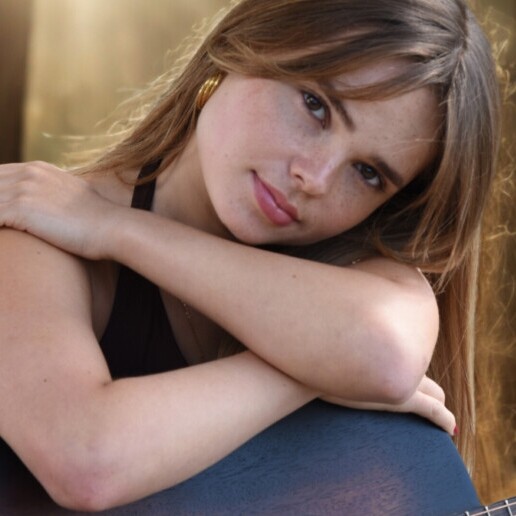 Singer (female) Bunnik  (NL) 