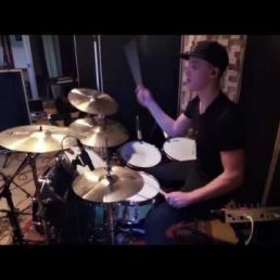 Roel van Moll (session drummer)