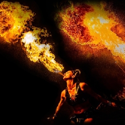 Stunt show Waalwijk  (NL) Fire show - Fire spitting