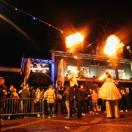 Actor Waalwijk  (NL) Fire show - Fire Spitting on Stilts