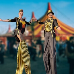 Animatie Waalwijk  (NL) Stelten Act - Steltenlopers - Circus