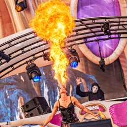 Vuurshow | Fire Lady | Vuurspuwen