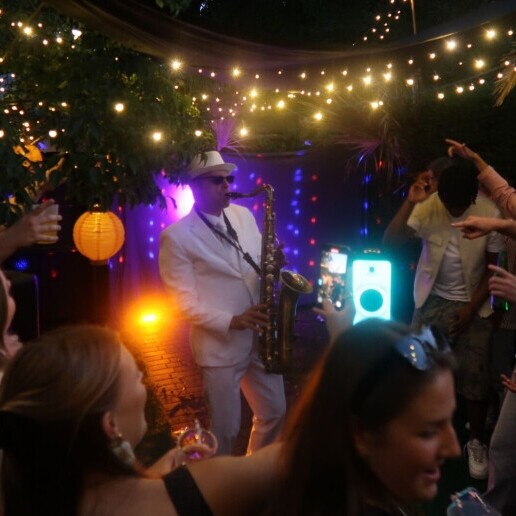 Saxophonist Amsterdam  (NL) 