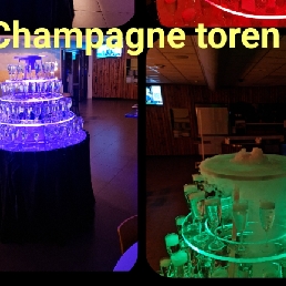 Cocktails Veldhoven  (NL) Champagne toren!