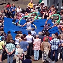 The Mobile Swimming Pool: Street Theatre