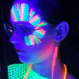 Neon Schmink,  echt-helena