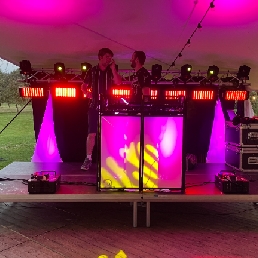 Complete drive-in show for your party!