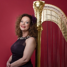 Carla Bos, harpist