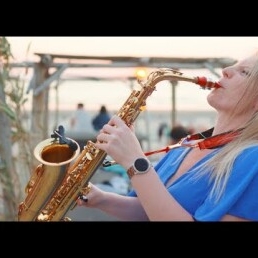 Monique on Sax with All-round DJ