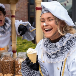 Food truck Dodewaard  (NL) Bakkerspieten Sinterklaas Handout Action