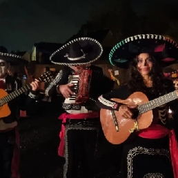 Dia de los muertos Mariachis