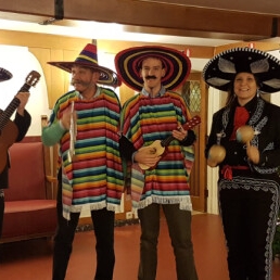 Singer (male) Lelystad  (NL) Mariachi Express Mariachi Serenate Duo