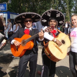 Mariachi Express Serenate trio