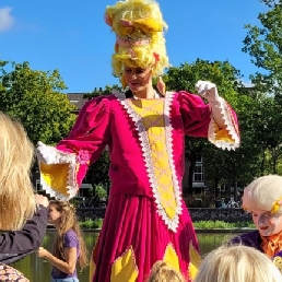 Character/Mascott Monster  (NL) The Biscuit Queen