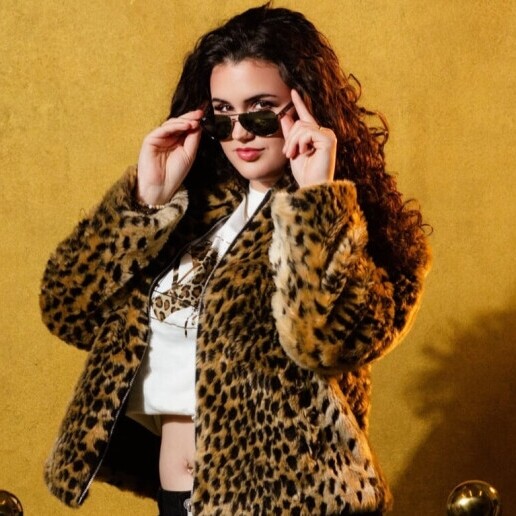 Singer (female) Schelluinen  (NL) 